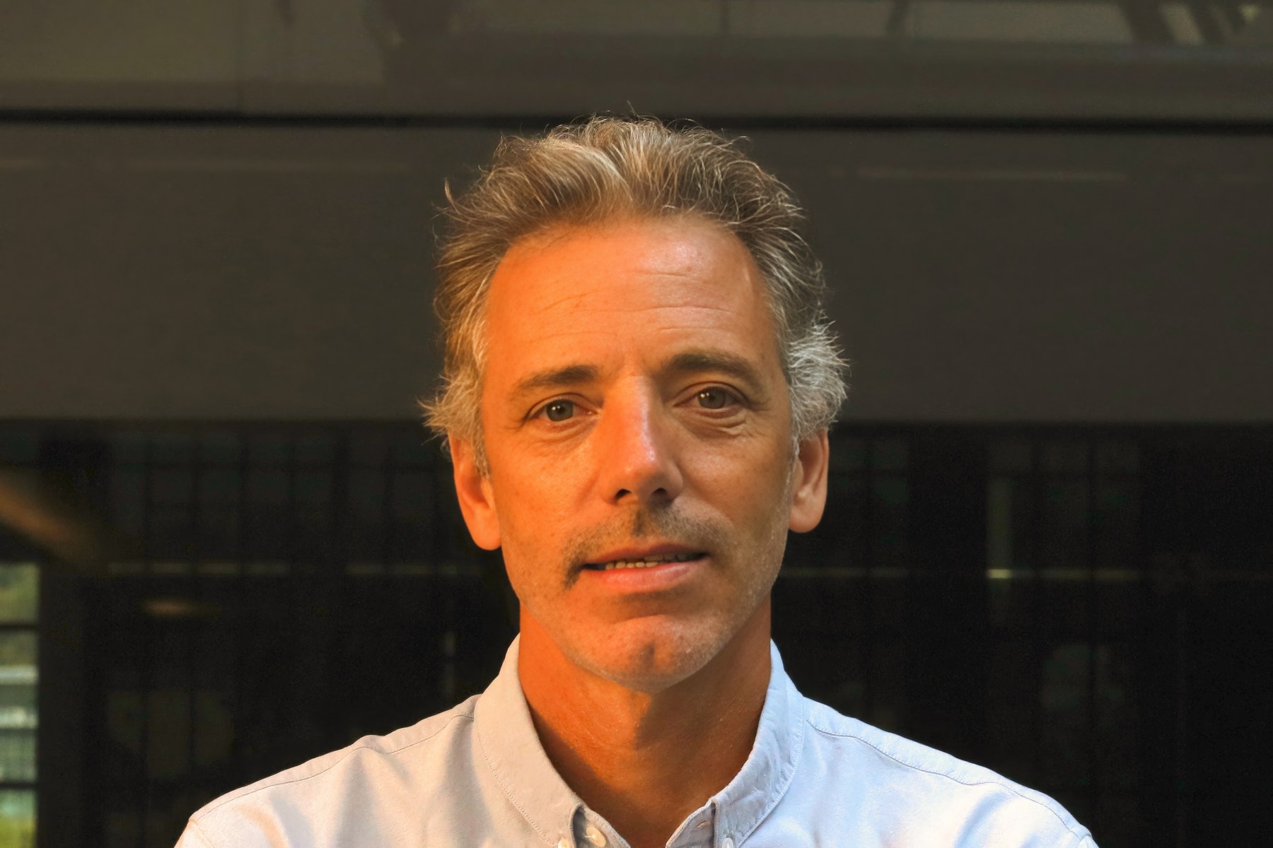 Portrait de Gaspard de Préneuf, co-fondateur de Béton Sauvage